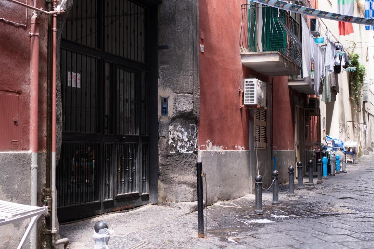 Casa Amato_2_regina Giovanna * Napoli